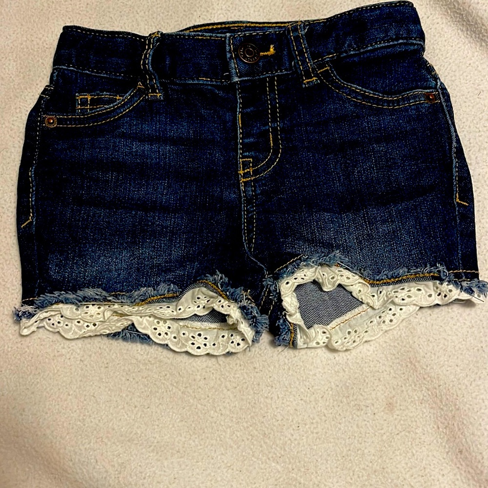Baby girl denim cat & jack shorts. Never worn tags removed for washing. Size 18M